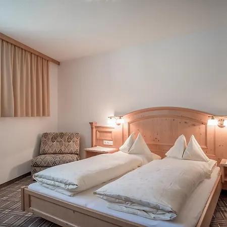 穆勒巴赫高山公寓 *